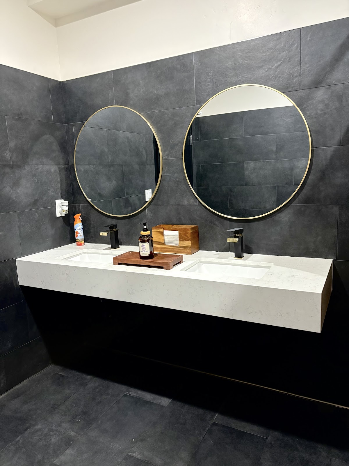 Bathroom Remodel 11