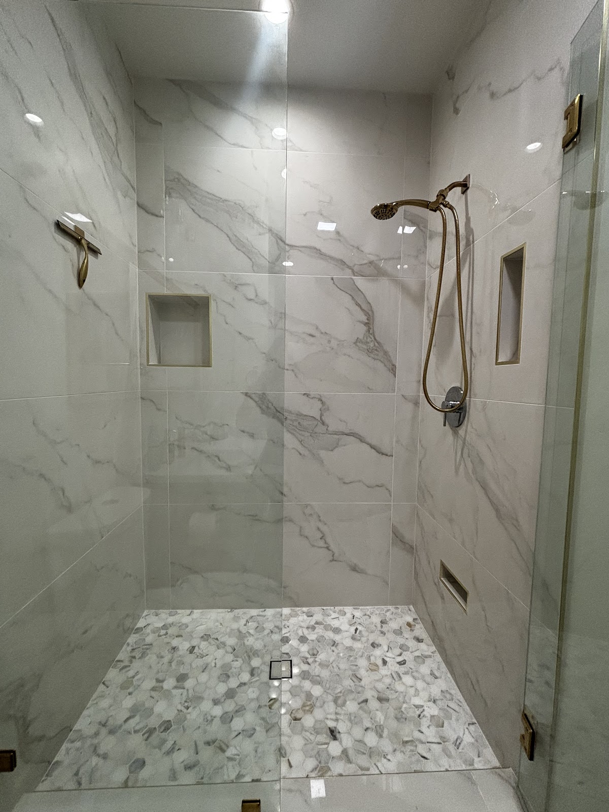 Bathroom Remodel 19